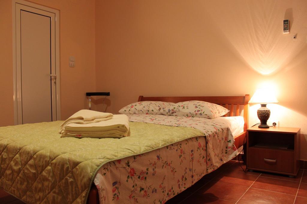 Apartments Adriatika Budva Room photo