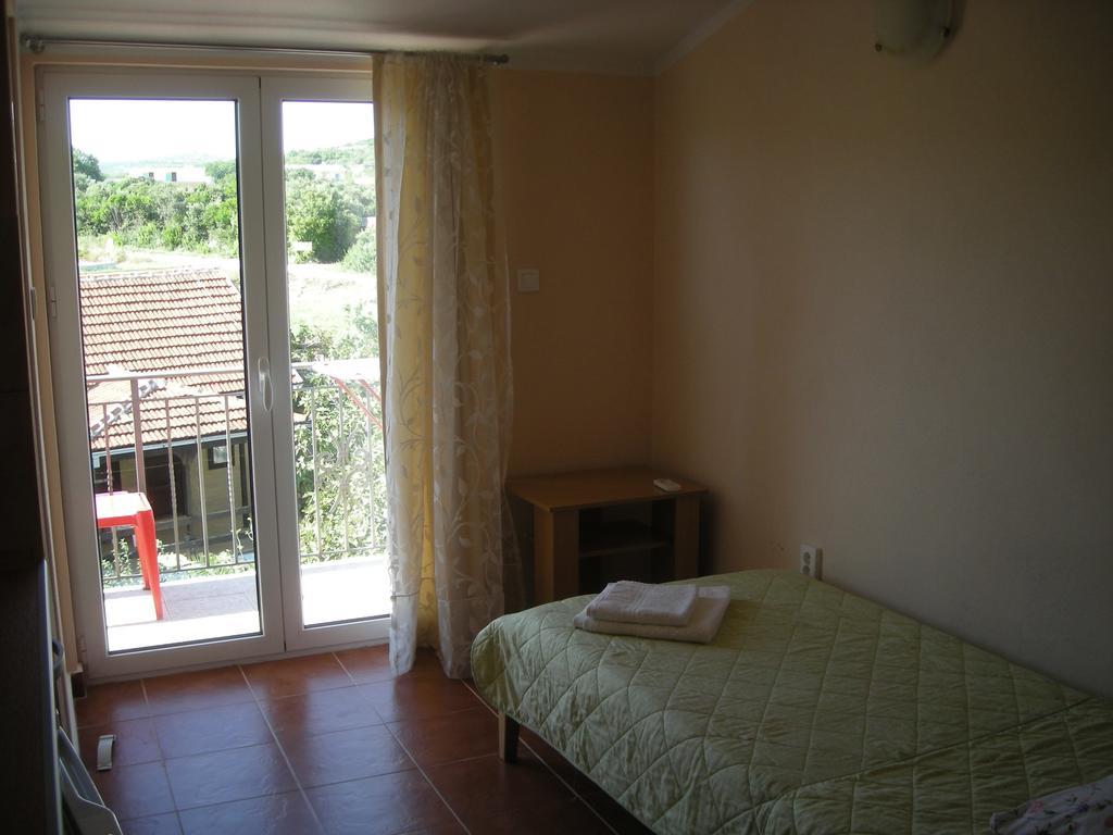 Apartments Adriatika Budva Room photo