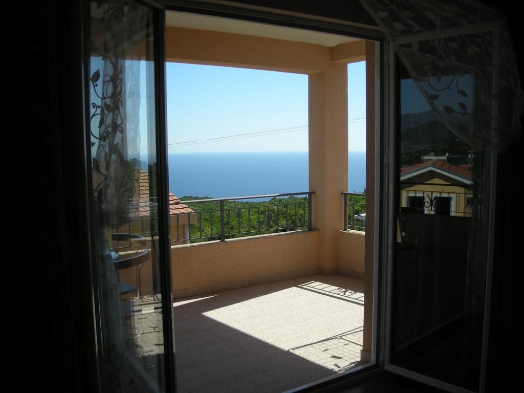 Apartments Adriatika Budva Room photo